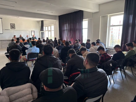 Yüksekokul Yönetimi Öğrencilerle Buluştu